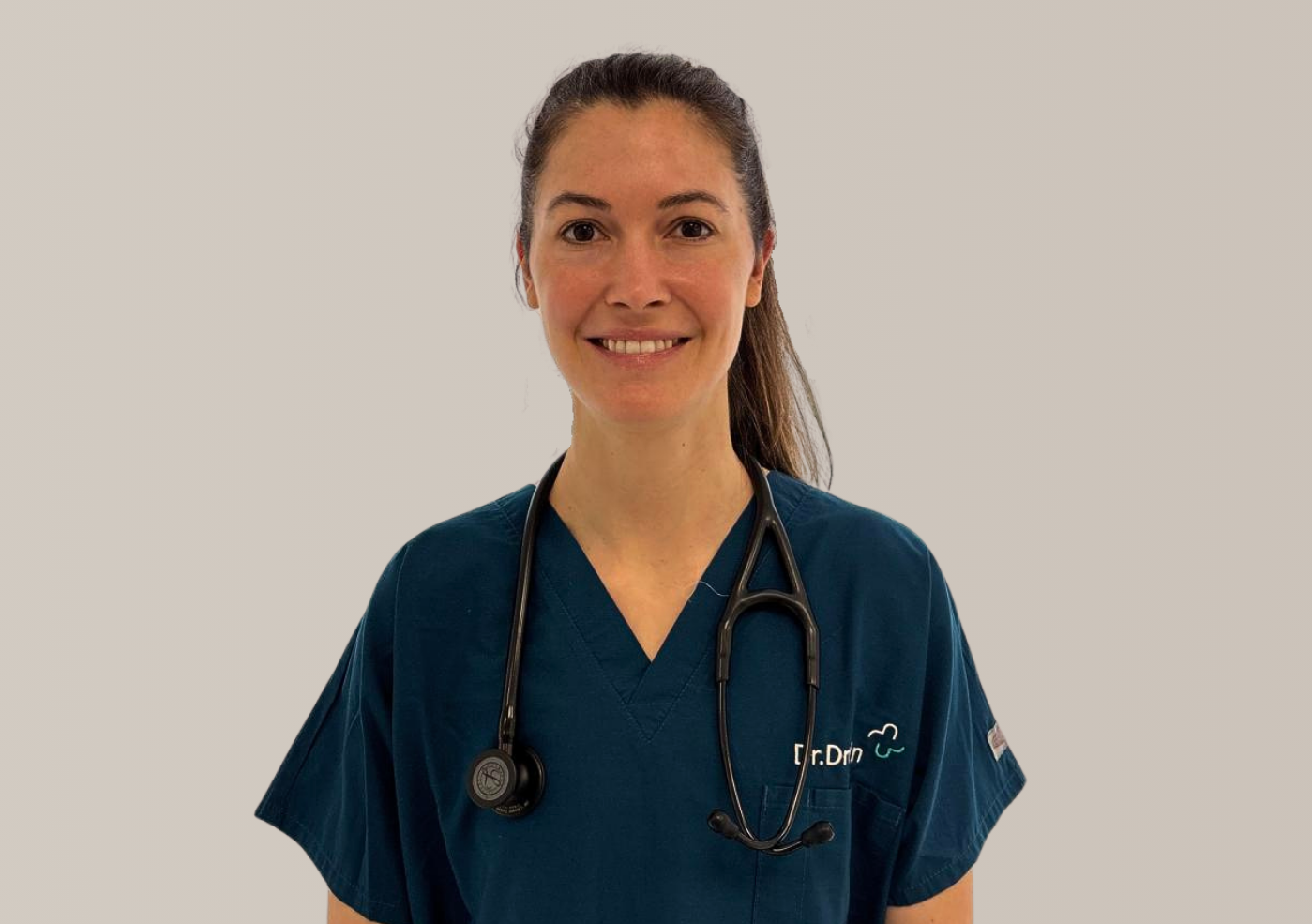 Portrait of Dr Elena Chantry